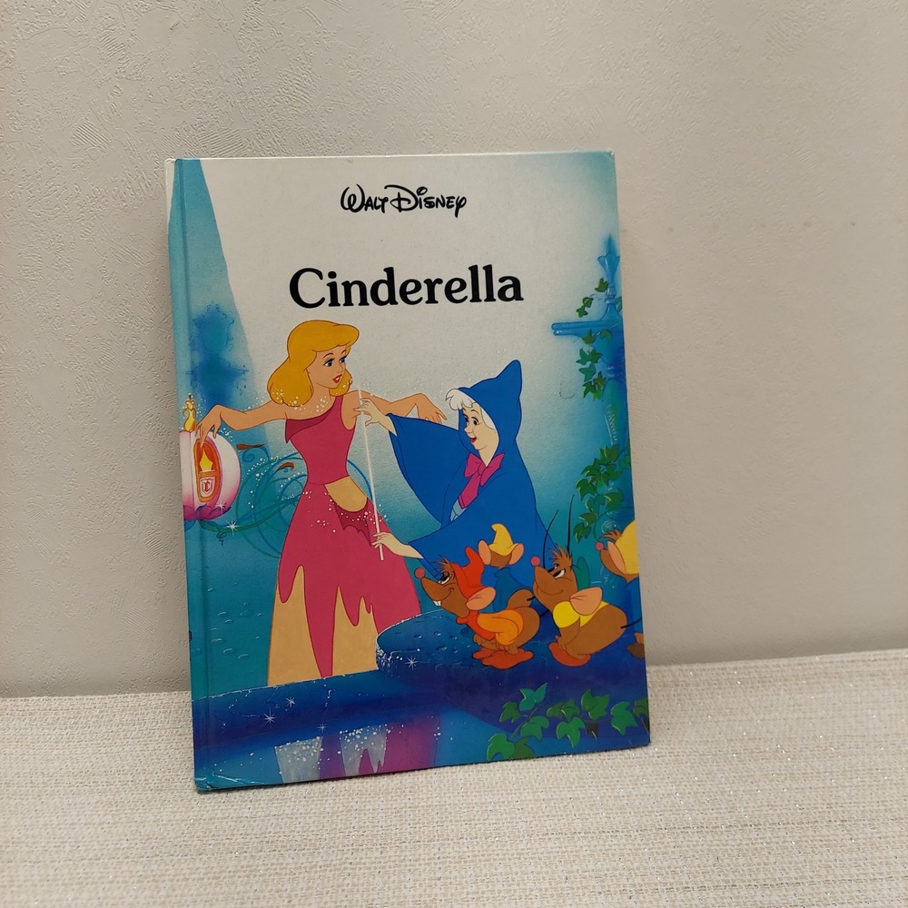 Walt Disney Cinderella Hardcover Book Twin Books Gallery Books Vintage Style